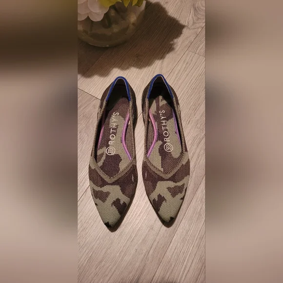 Rothy's The Point Olive Camo Flats, Purple & Pink Insoles, Women's US 6 EU 36 - Picture 5 of 16